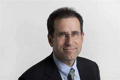 Fred Hiatt Washington Post Died Age 66, Wife Margaret Shapiro and Family
