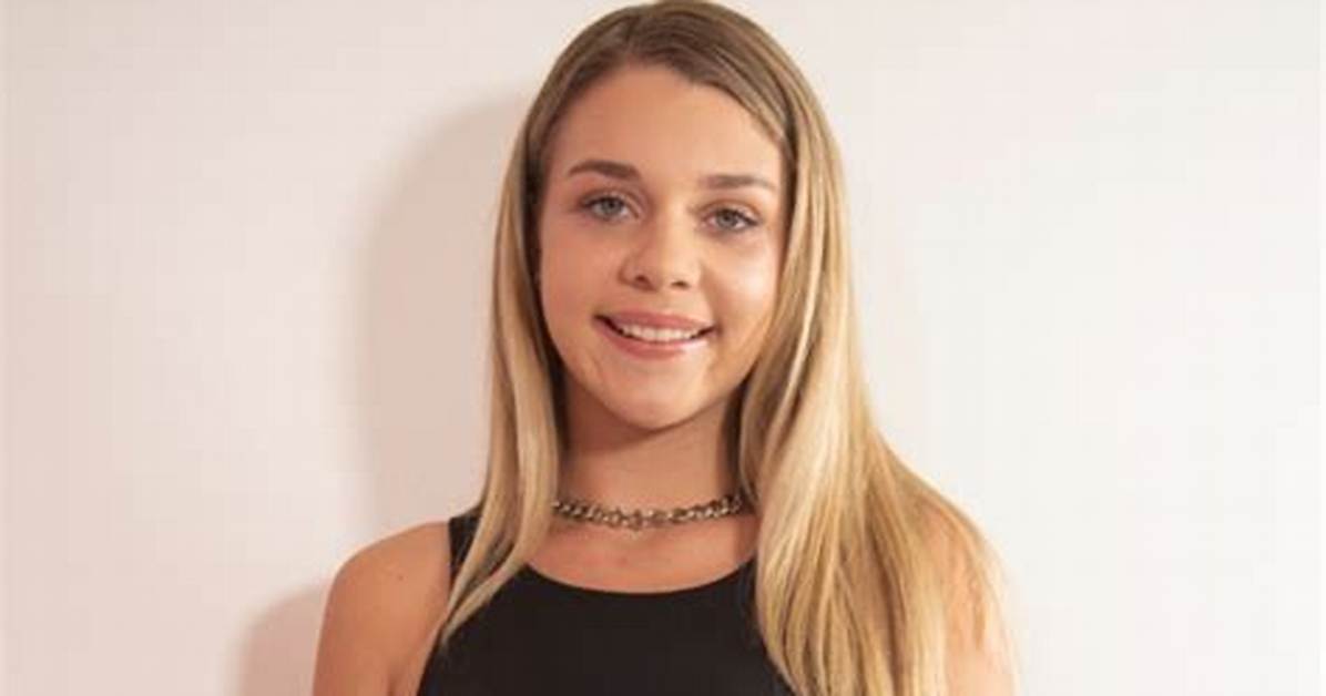 Gabbie Carter (Instagram Star) Wikipedia, Biography, Age, Height, Weight, Boyfriend, Net Worth, Family, Facts