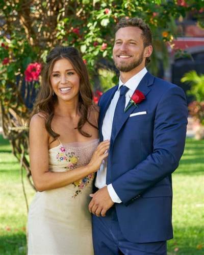 Gabby Windey (Bachelor) Wiki, Age, Partner, Family, Ethnicity, Height, College, Broncos, Instagram