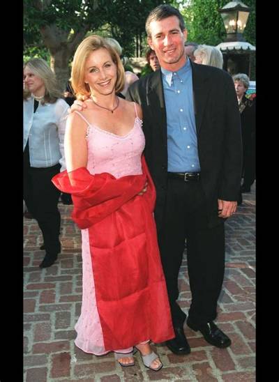 Gabrielle Carteris Siblings: Meet James Carteris