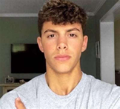 Gage Gomez Wiki, Age, Height, Boyfriend, Family, Net Worth, Bio