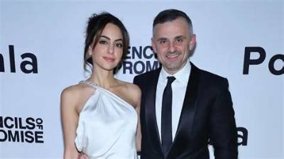 Gary Vaynerchuk’s Wife: Is He in a Relationship with Mona Vand After Divorce with Lizzie Vaynerchuk?