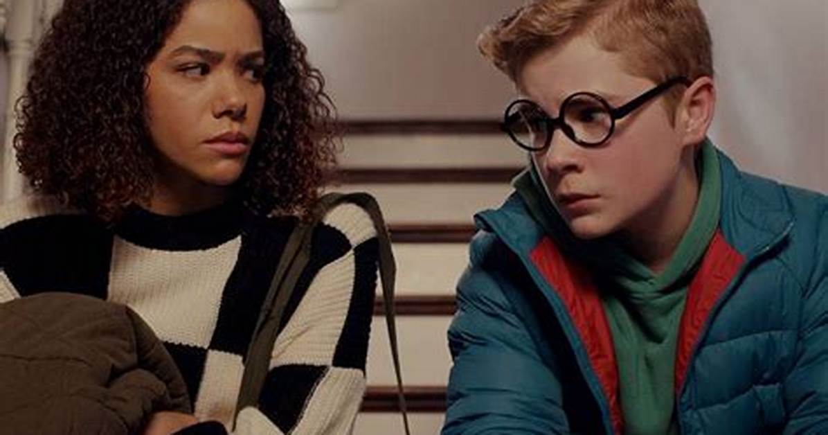 Ginny and Georgia Deaf Actor Chris Kenopic Is Setting up an Example