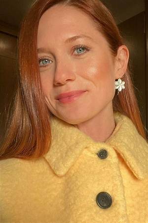 Ginny Holder Wikipedia, Age, Biography, Height, Husband, Instagram, How Old/Tall