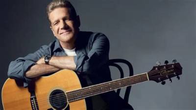 Glenn Frey Biography, Age, Height, Songs, Funeral, Death, Family Pictures, Wife, News and Instagram