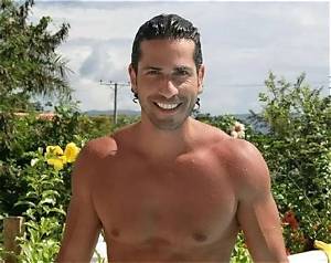Gregorio Pernia Biography: Age, Height, Movies, Net Worth