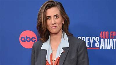 Grey’s Anatomy Dr Kai Bartley Is Lesbian and What Is E. R. Fightmaster Real Gender and Height