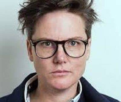 Hannah Gadsby Wikipedia, Biography, Age, Height, Married, Wife, Partner, Net Worth