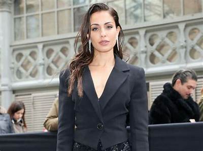 Hiba Abouk Bio, Wiki, Age, Height, Parents, Husband, and Net Wort