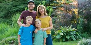 Hillary Scholten Husband, Wikipedia, Biography, Age, Net Worth, Political Party, Family