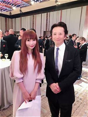 Hirohiko Araki: Wife, Net Worth, Tattoos, Smoking & Body Facts