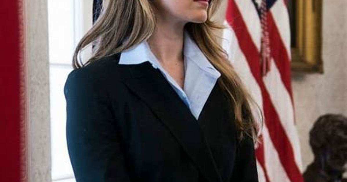 Hope Hicks Bio, Wiki, Age, Height, Husband, Family, Education, Model, Net Worth and Salary