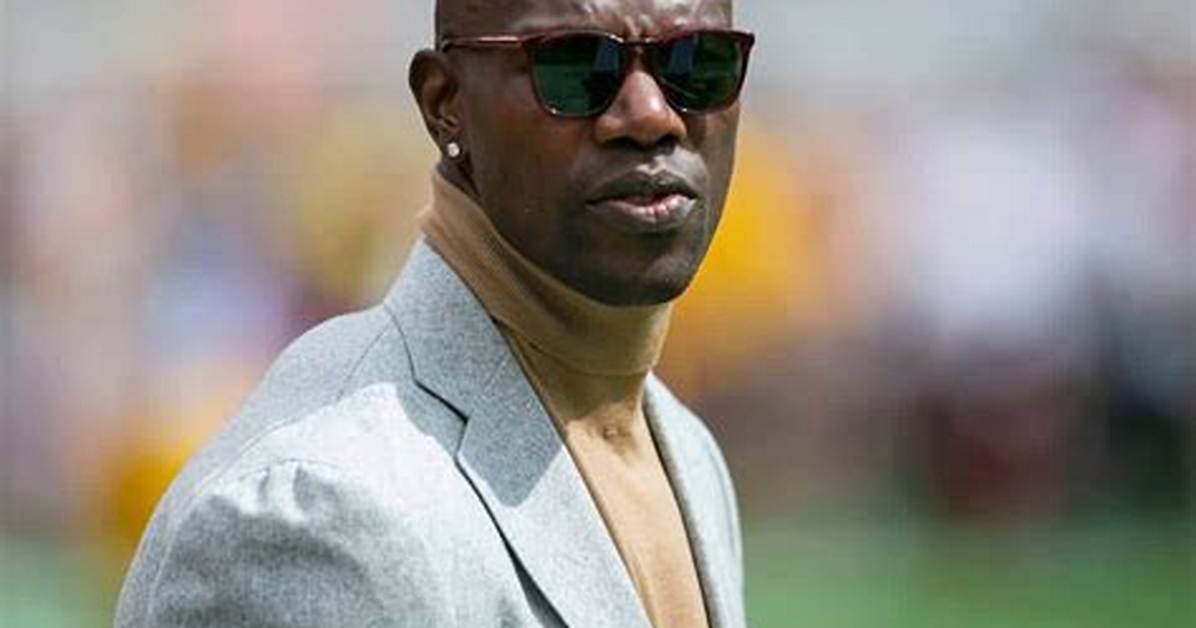 How Much Is Terrell Owens’ Net Worth? Endorsements & Salary Details