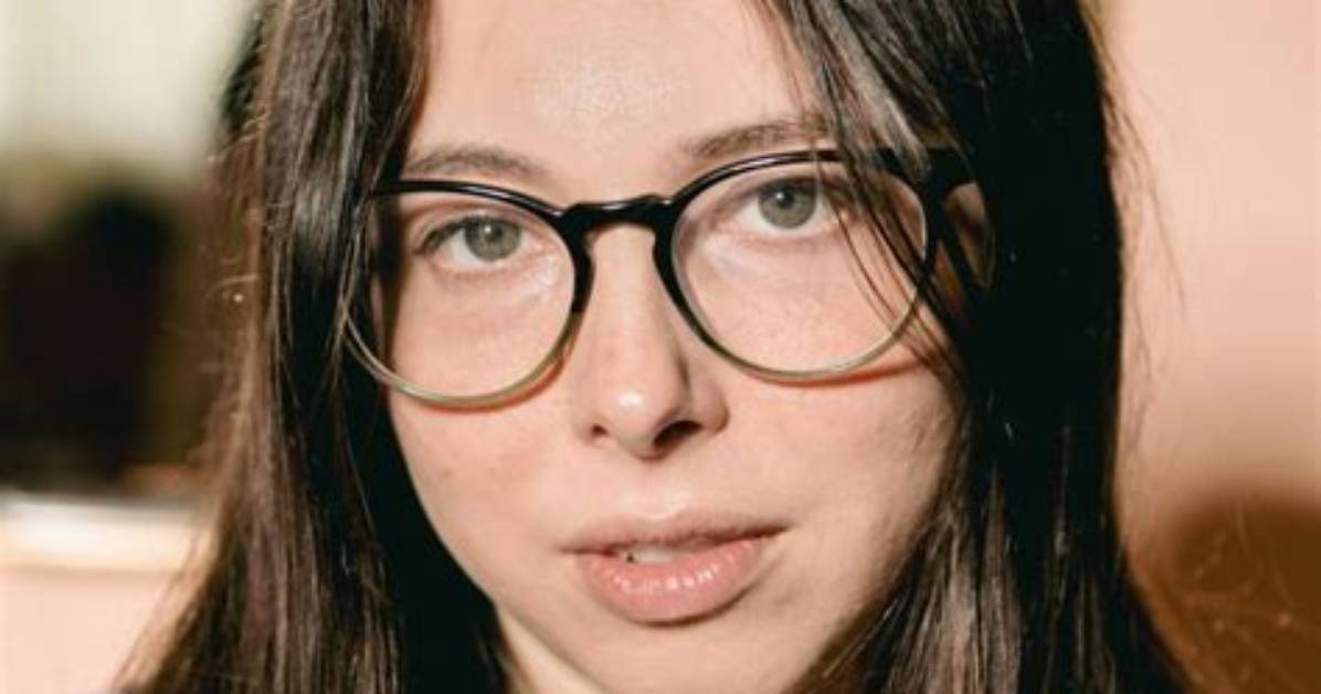 How Much Money Does Esther Povitsky Make? Latest Esther Povitsky Net Worth Income Salary