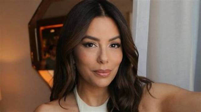 How Much Money Does Eva Lovia Make? Latest Eva Lovia Net Worth Income Salary