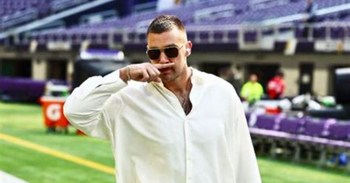 How Much Money Does Travis Henry Make? Latest Travis Henry Net Worth Income Salary