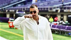 How Much Money Does Travis Henry Make? Latest Travis Henry Net Worth Income Salary