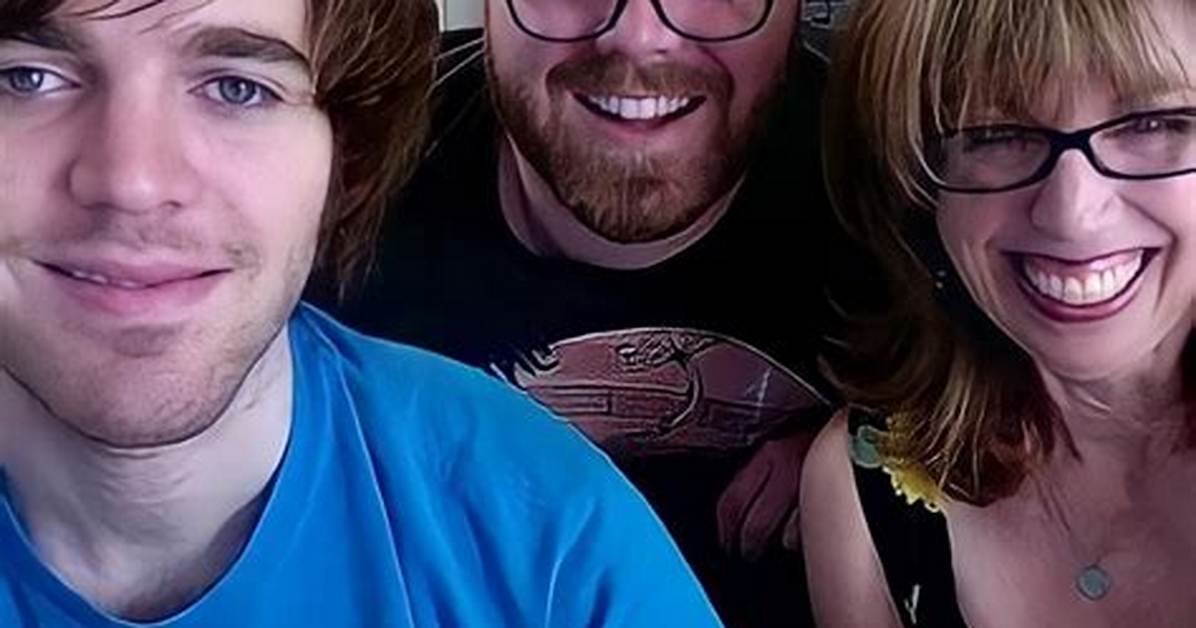 How Old Are Shane Dawson Siblings? Brothers Age and Family – Meet His Parents