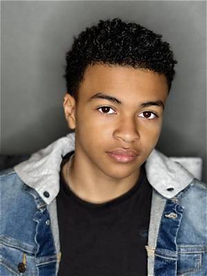 How Old Is Actor Azeem Vecchio? Instagram Bio and Pictures Exposed