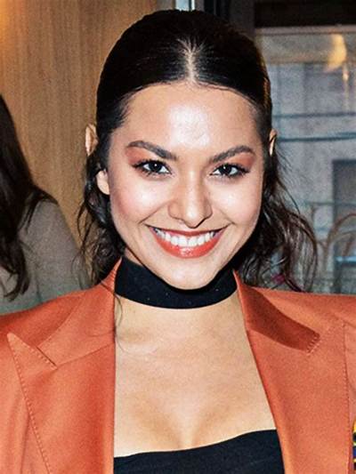How Old Is Actress Humberly Gonzalez Age? Explore Net Worth and Boyfriend Jonathan Groeneweg