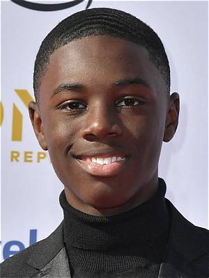 How Old Is Alex Hibbert from the Chi? Biography, Wiki, Age, Height, Sister, Parents