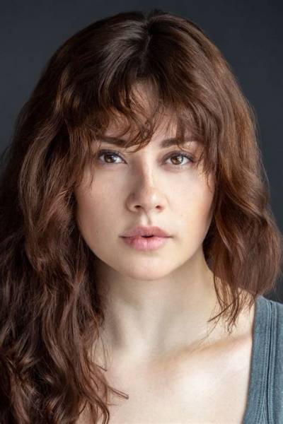 How Old Is Chloe Van Landschoot Age? Everything to Know About