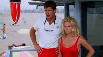 How Old Is Cj from Baywatch? How Old Was Kelly Rohrbach in Baywatch?