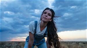 How Old Is Fanny Lumsden? Everything to Know About the Singer