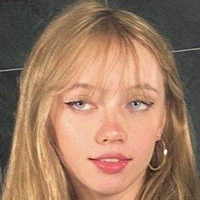 How Old Is Lola Clark? Tiktok Star Scoobiezoobie Height and Net Worth