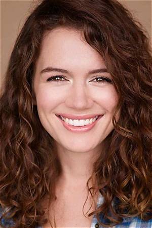 How Old Is Meggan Kaiser? Meet ‘Rebuilding a Dream Christmas’ Actress on Instagram