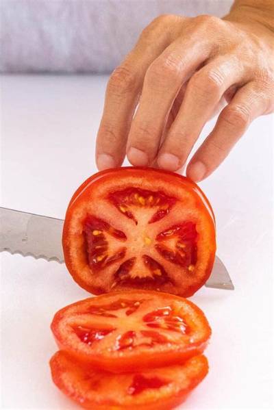 How to Cut Tomatoes for Burgers