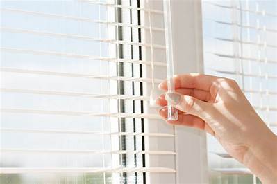 How to Open Blinds Without Wand
