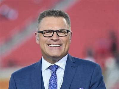 Howie Long’s Net Worth, Biography, Fact, Career, Awards and Life Story