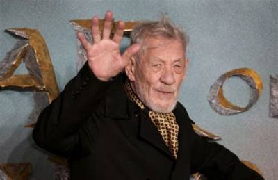 Ian Mckellen Net Worth