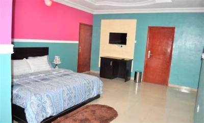 Ibray Seaside Resort and Suite, Satellite Town