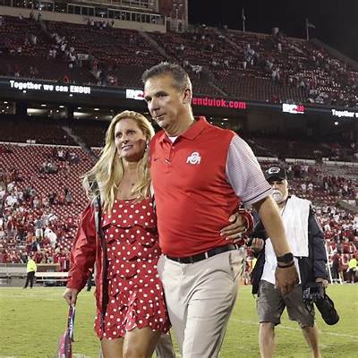 Interesting Facts About Urban Meyer – His Affair Rumours, Wife and Kids