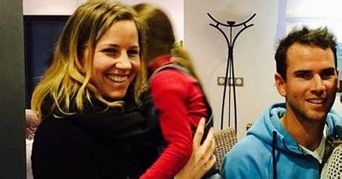 Is Adrian Mannarino Married? His Girlfriend Partner & Relationship Details