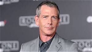 Is Ben Mendelsohn Gay | Sexuality Partner and Dating History