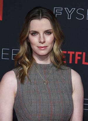 Is Betty Gilpin Related to Peri Gilpin? Family Ethnicity and Net Worth