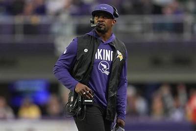 Is Brian Flores Related to Tom Flores?