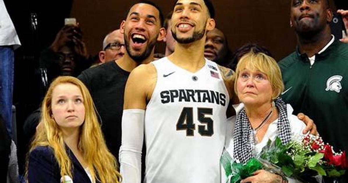 Is Drew Valentine Related to Denzel Valentine? Brothers, Meet Parents Carlton and Cathy