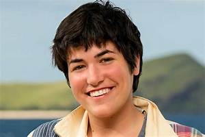 Is Evie on Survivor Transgender Male or Female? Everything on Husband and More