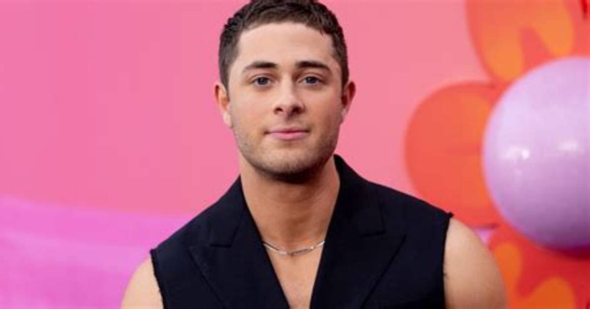 Is Jaren Lewison Gay? Sexuality Partner and Dating History