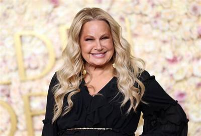 Is Jennifer Coolidge Deaf? Illness and Health Update