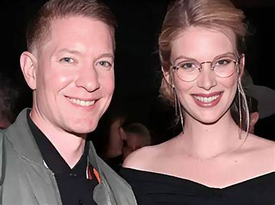 Is Joseph Sikora Still Married to Wife Tania Sikora? Age Gap and Kids