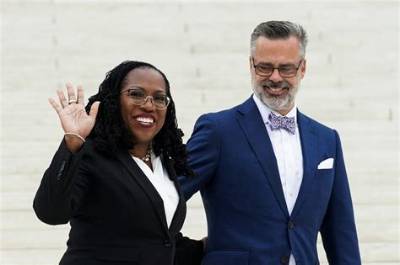 Is Ketanji Brown Jackson Jewish? Husband Surgeon Patrick G Jackson Religion and Family Facts