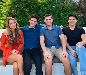 Is Lexi Rivera Married? Know Her Brothers and Parents Details- Net Worth of Vlogger