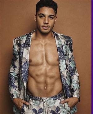 Is Michael Evans Behling Gay? Sexuality and Partner Revealed