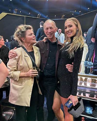 Is Nikki Glaser’s Dad Famous?