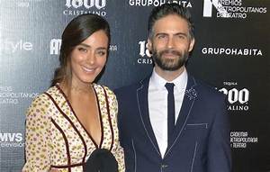 Is Osvaldo Benavides Gay? Meet His Wife & Instagram Family Pics